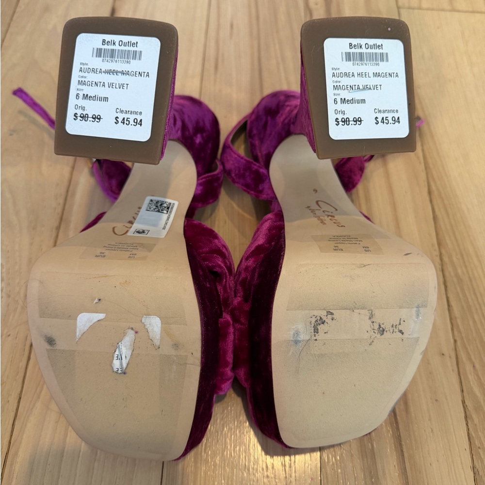 Circus NY Audrey Magenta Velvet Heels - size 6! - Picture 6 of 6